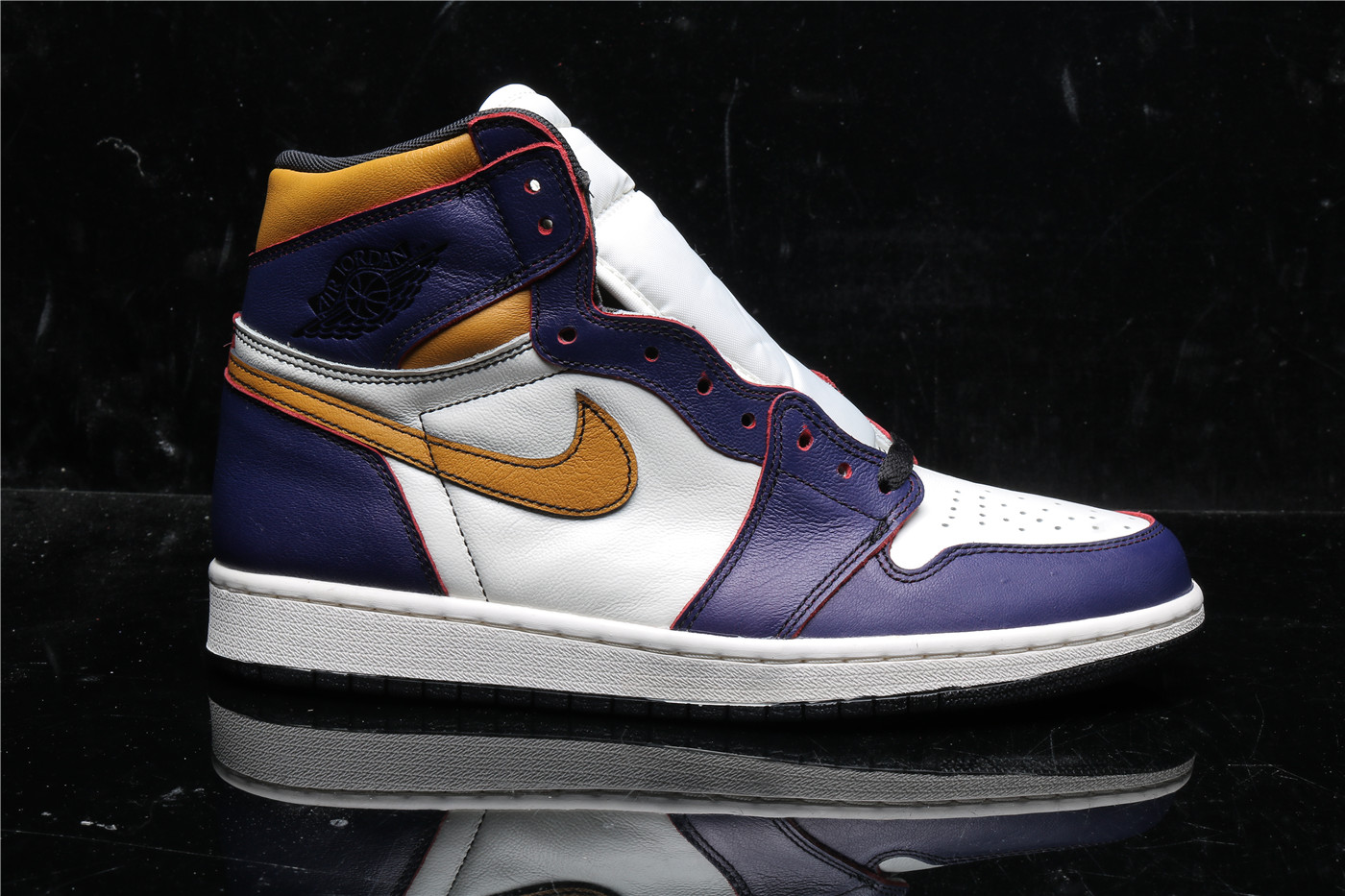 Jordan 1 Retro High Defiant SB LA To Chicago